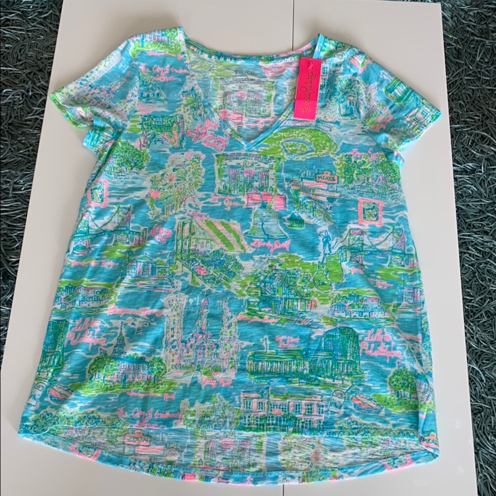 Lilly Pulitzer Lilly Loves Philly Etta V-Neck Top